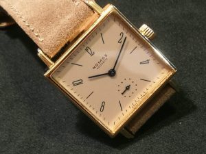 Nomos Tetra Gold